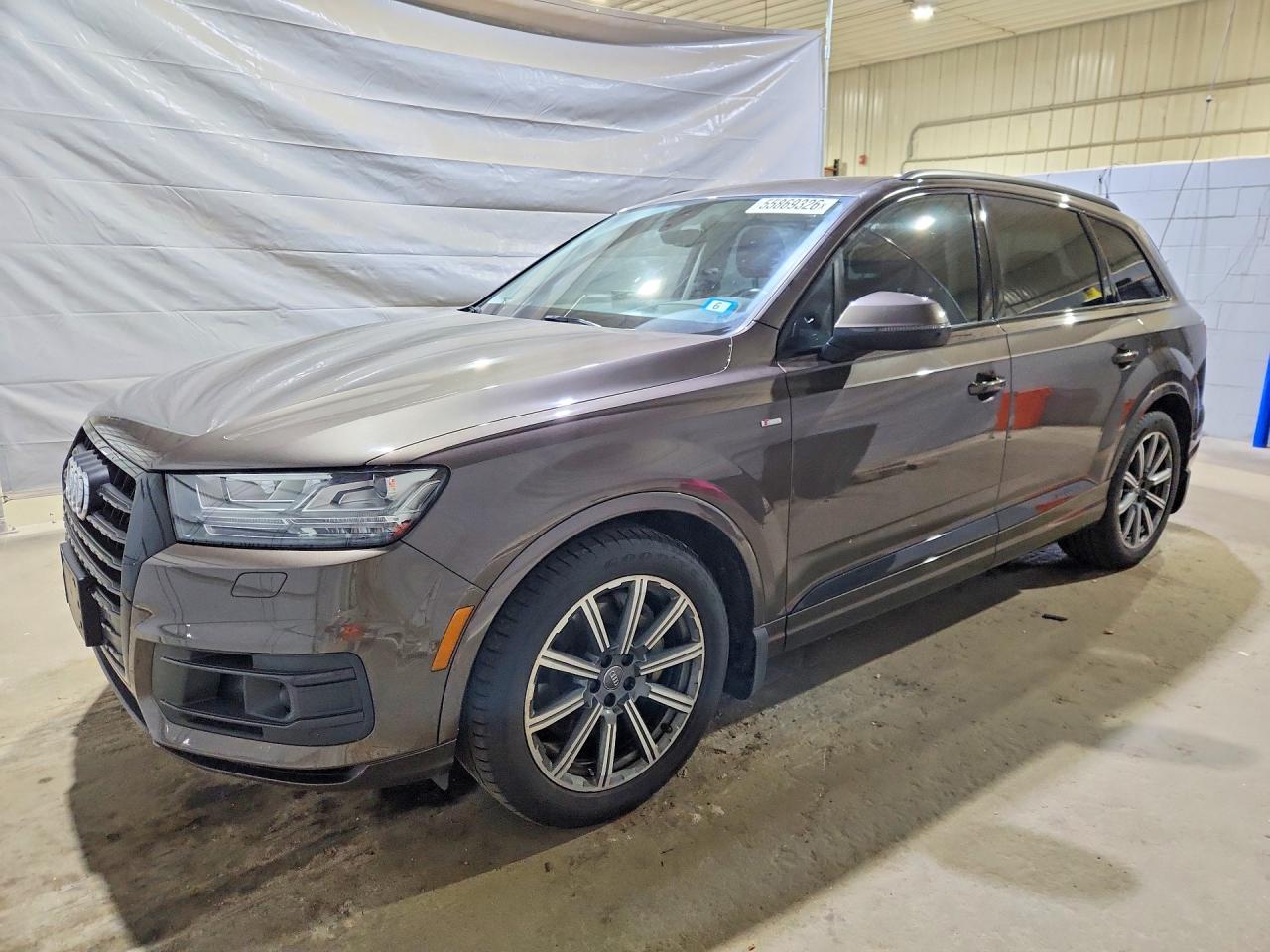 AUDI Q7 2017