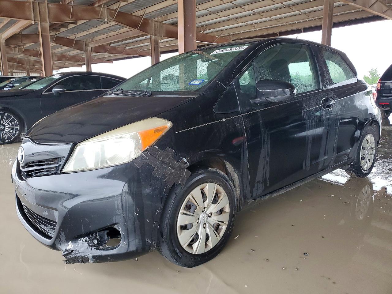 TOYOTA YARIS 2012