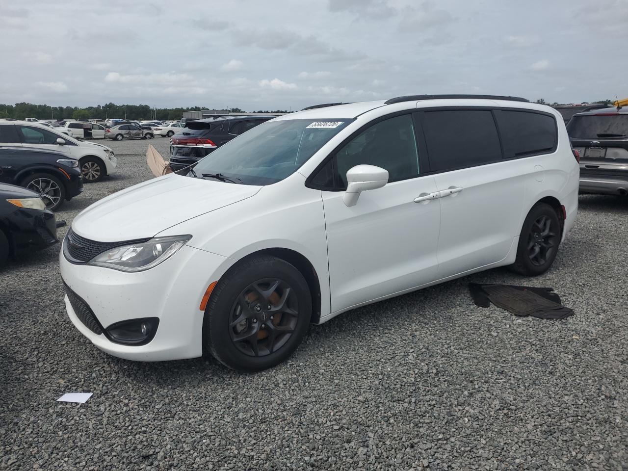 CHRYSLER PACIFICA 2019