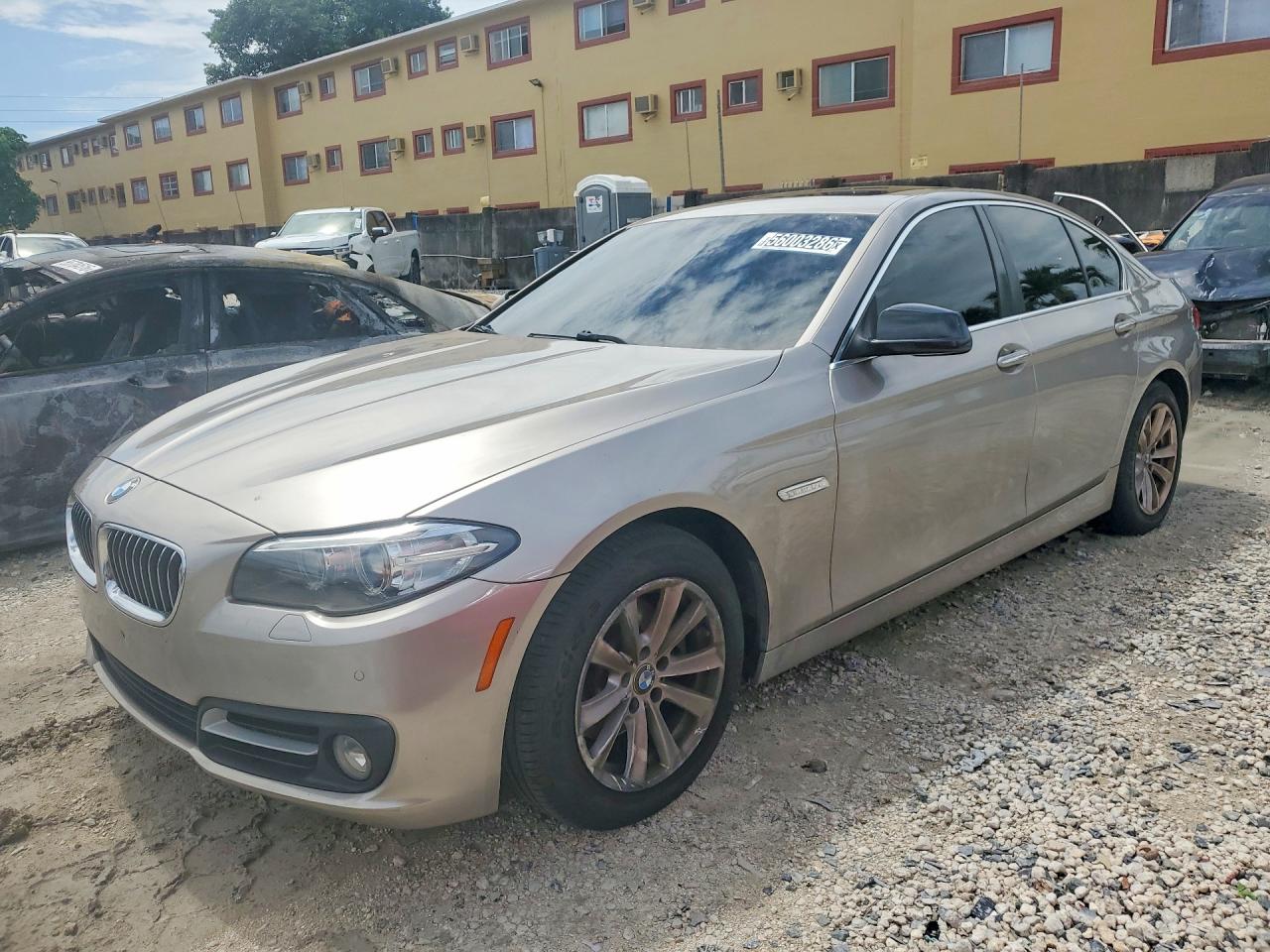 BMW 528 2015