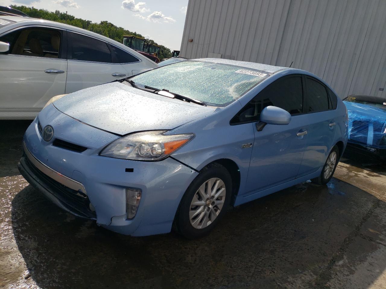 TOYOTA PRIUS PLUG 2012
