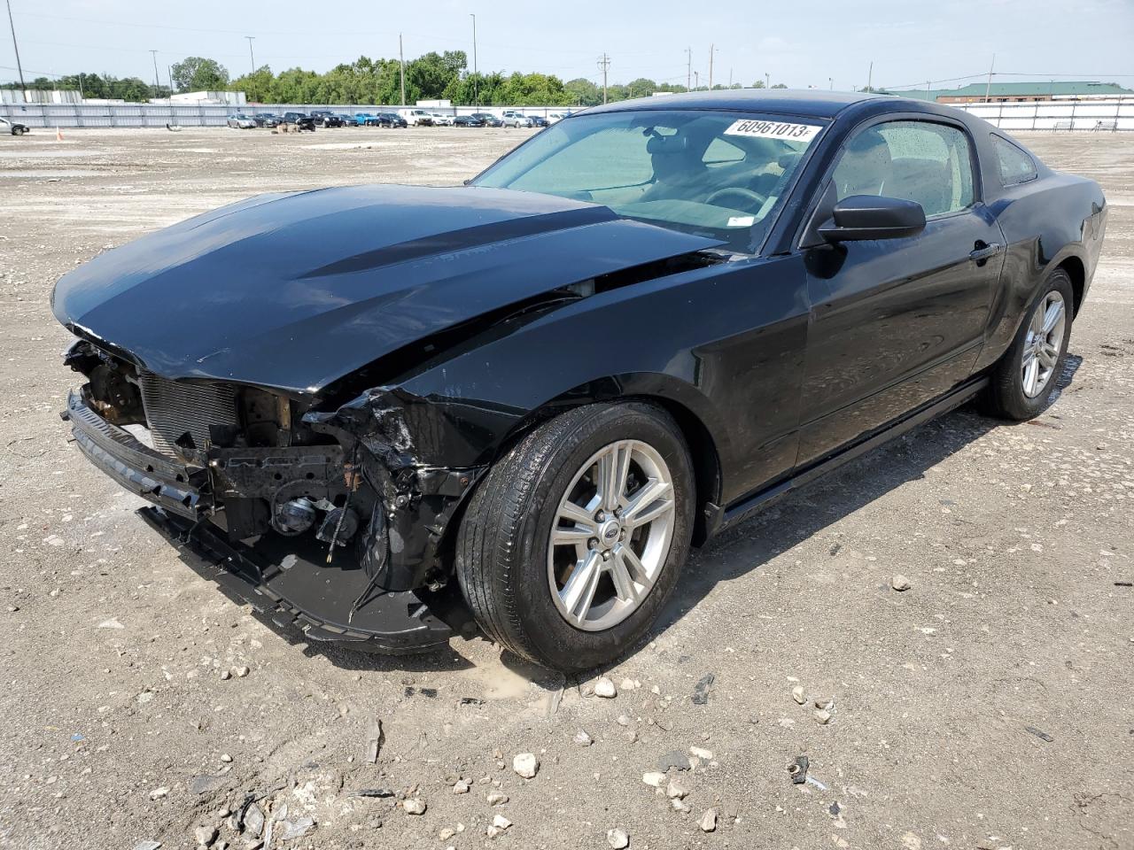 FORD MUSTANG 2011
