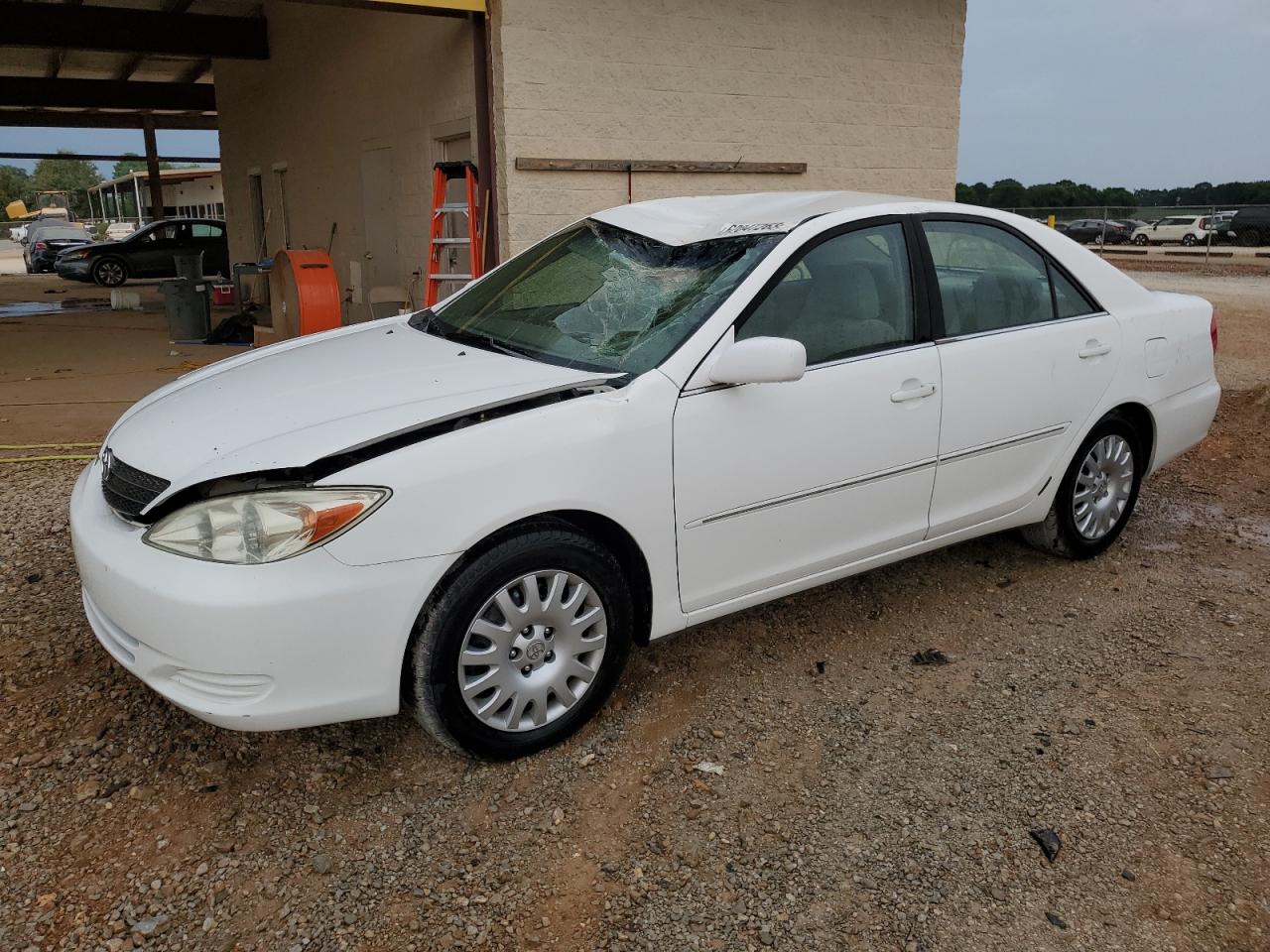 TOYOTA CAMRY LE 2002
