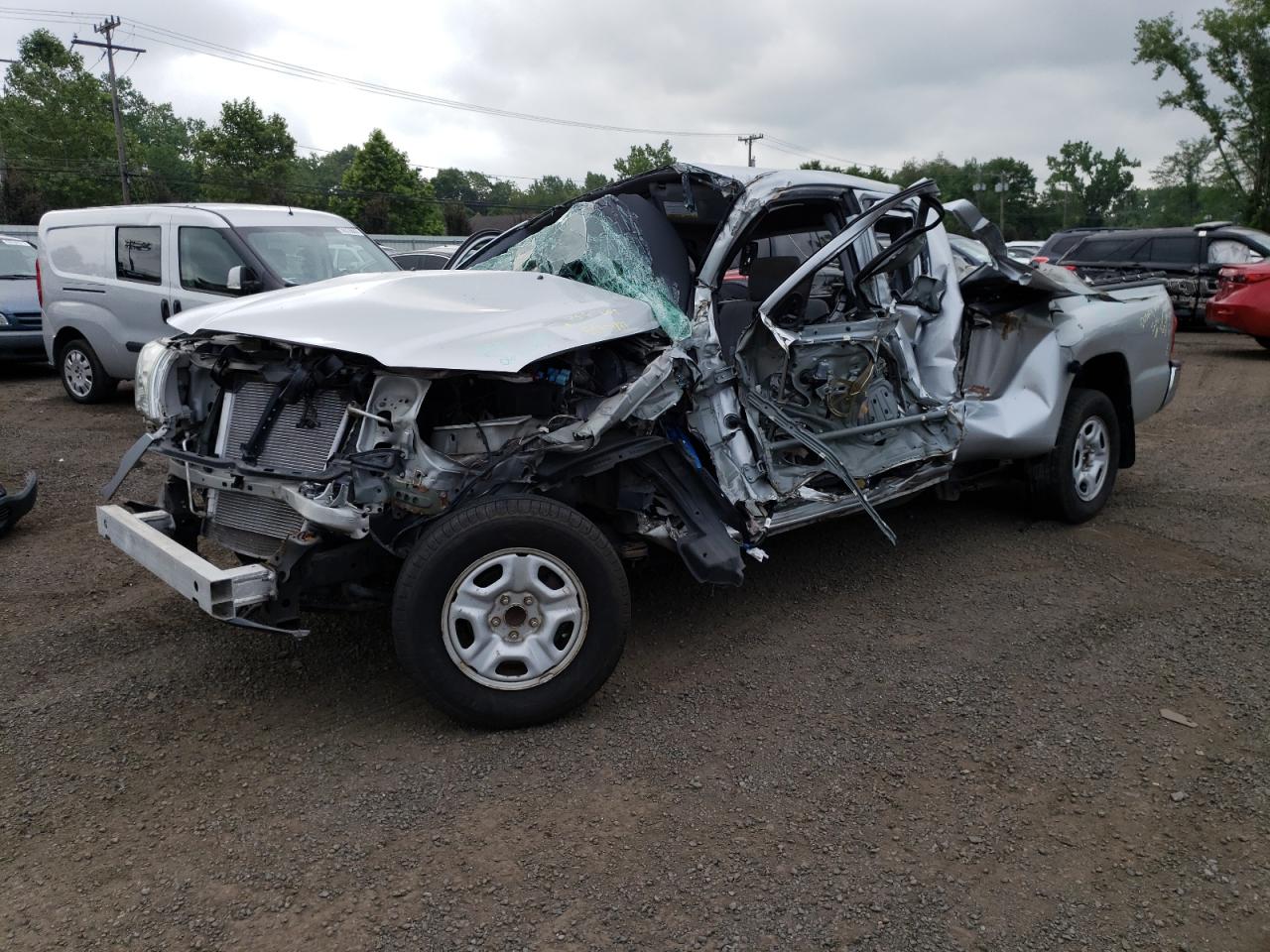 TOYOTA TACOMA ACC 2005