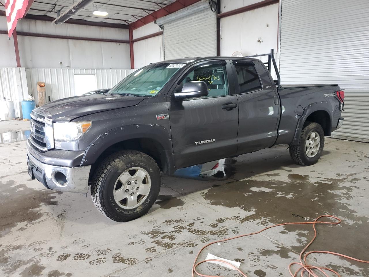 TOYOTA TUNDRA DOU 2013