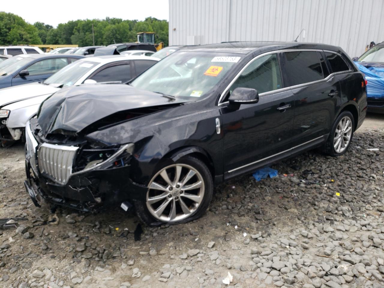 LINCOLN MKT 2011