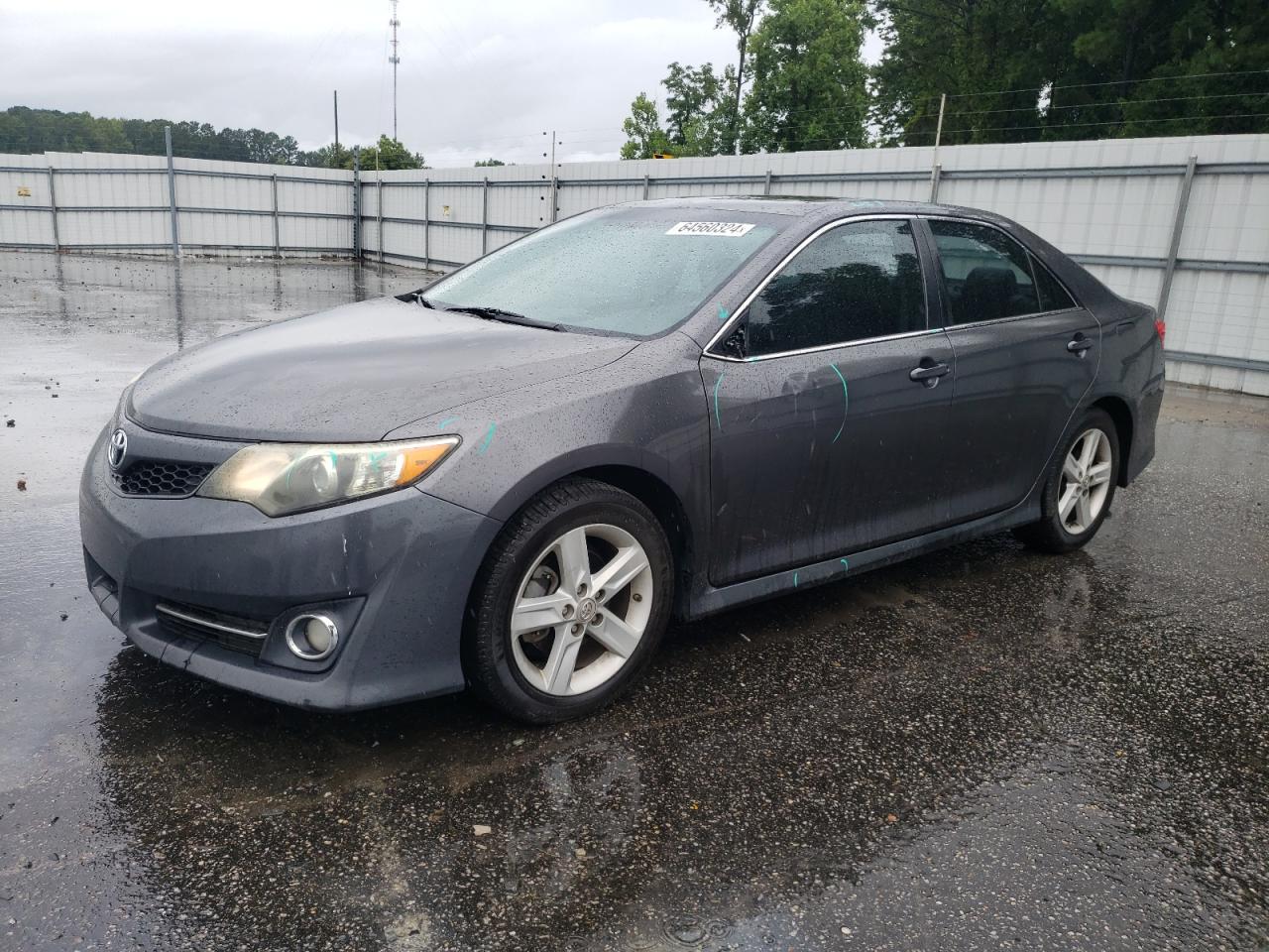 TOYOTA CAMRY BASE 2012