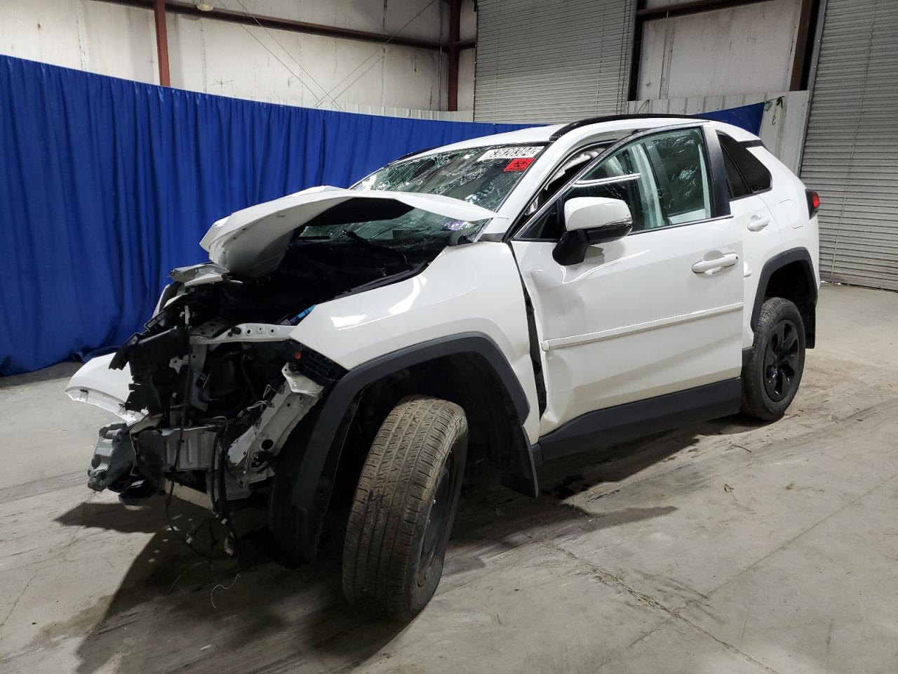 TOYOTA RAV4 LE 2020