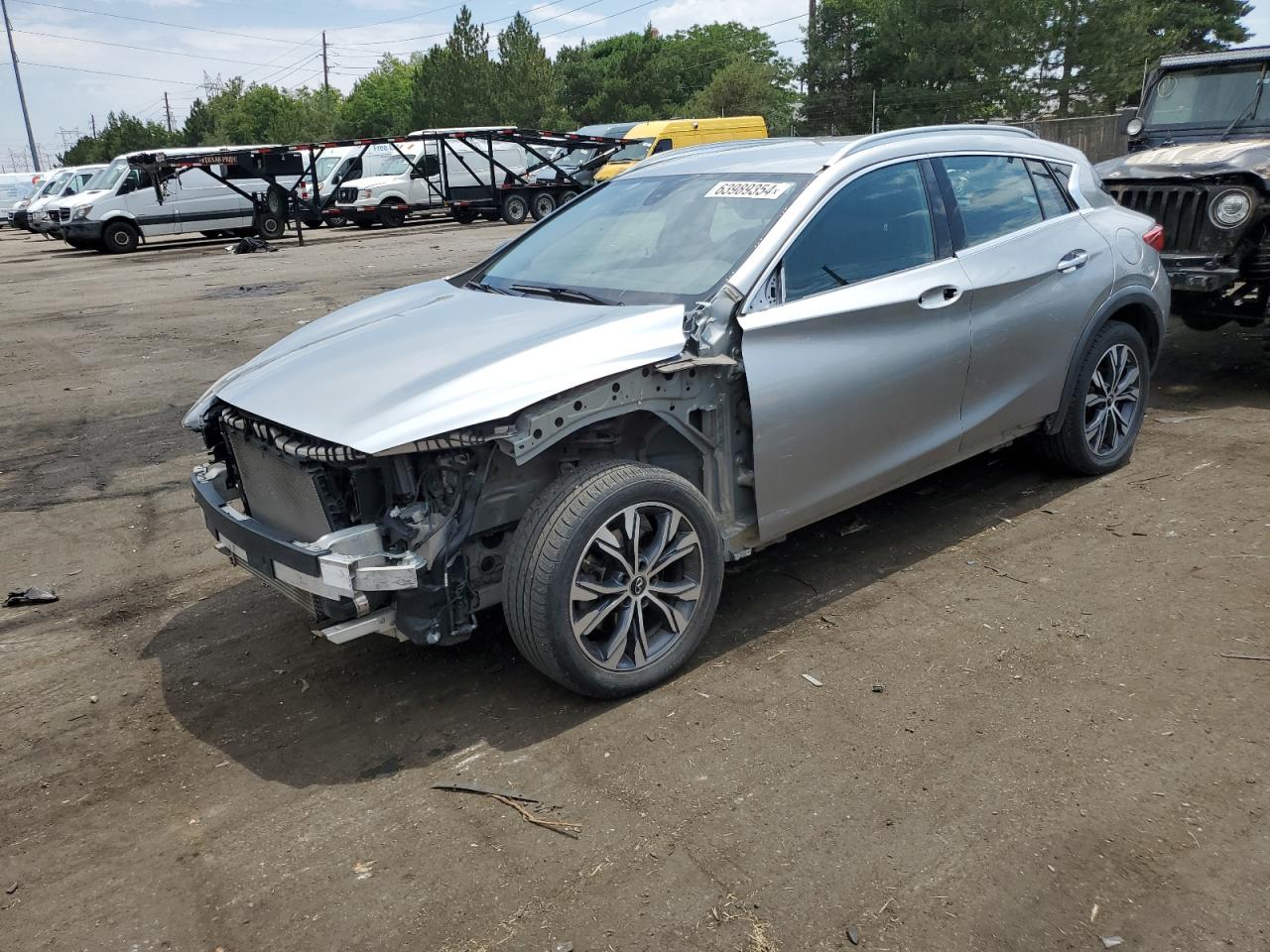 INFINITI QX30 BASE 2017