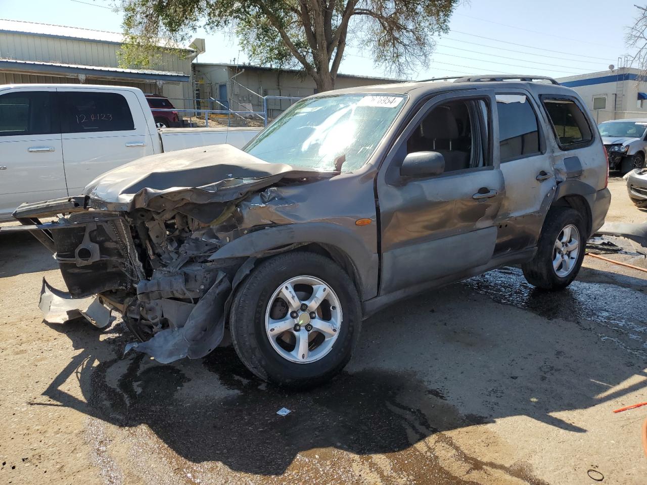MAZDA Tribute I 2005
