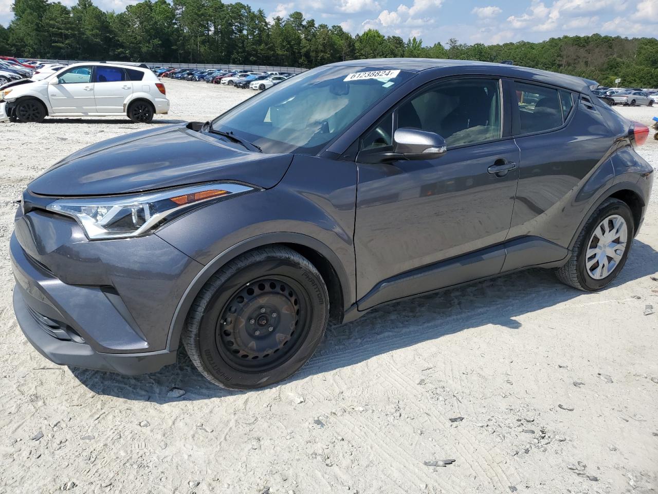 TOYOTA C-HR XLE 2019
