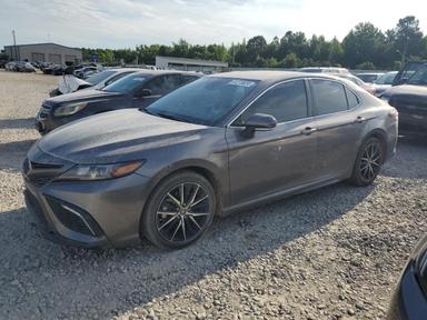 Toyota Camry 2022