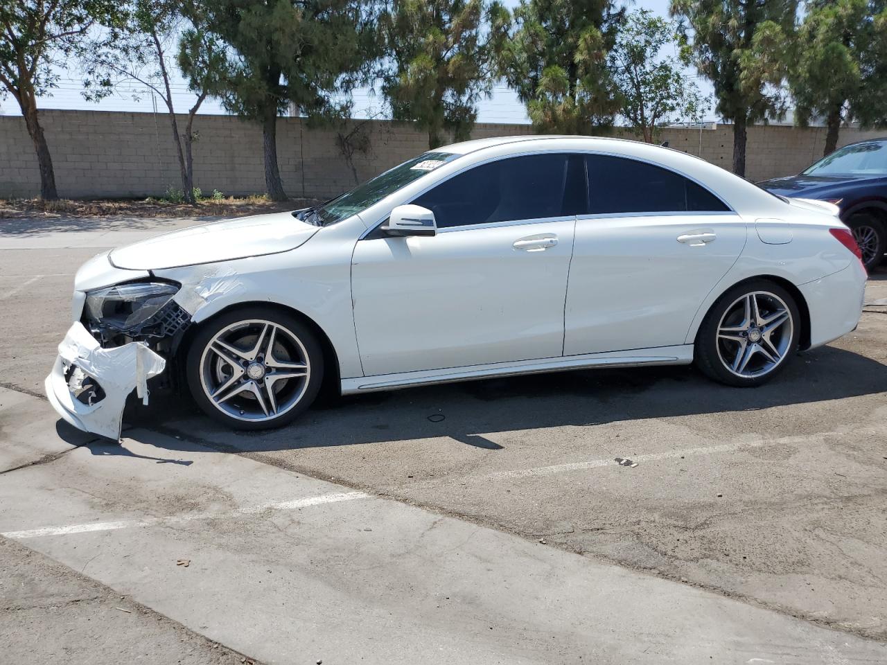 MERCEDES-BENZ CLA-CLASS 2014