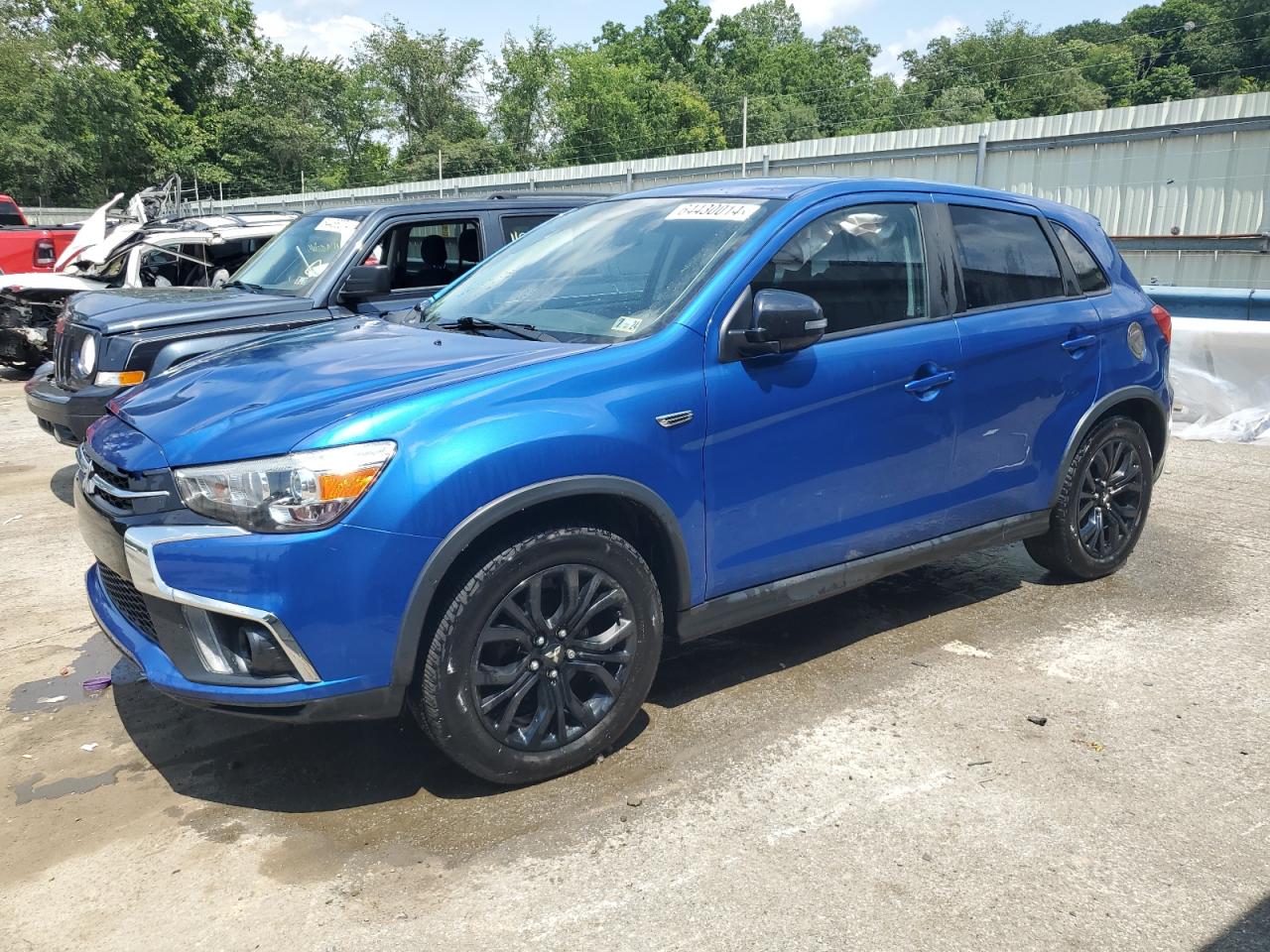 MITSUBISHI OUTLANDER 2018