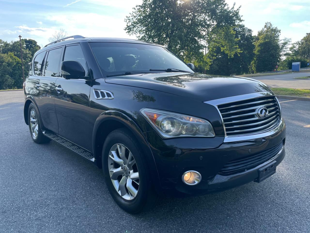 INFINITI QX56 2013