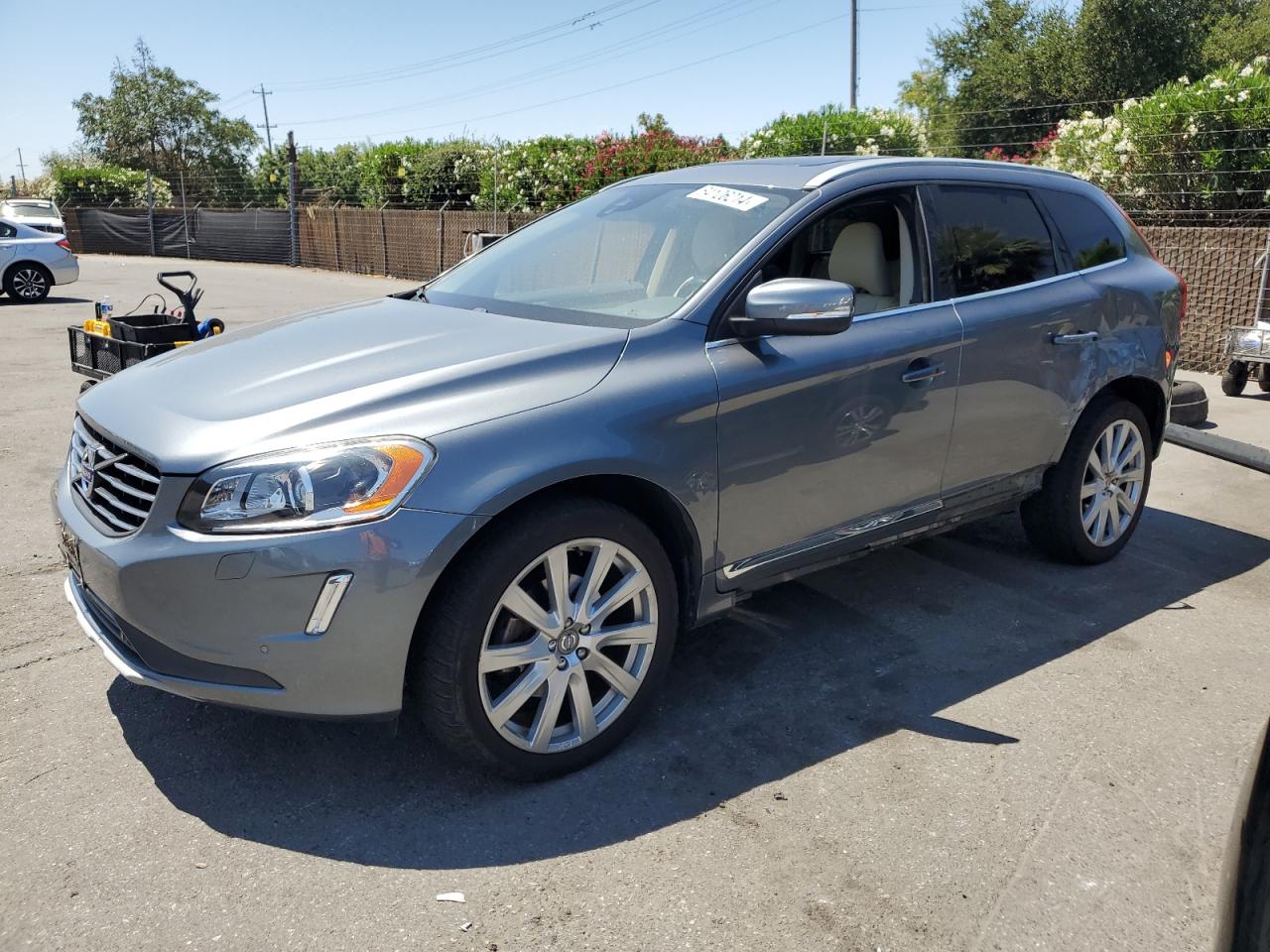 VOLVO XC60 T5 IN 2017