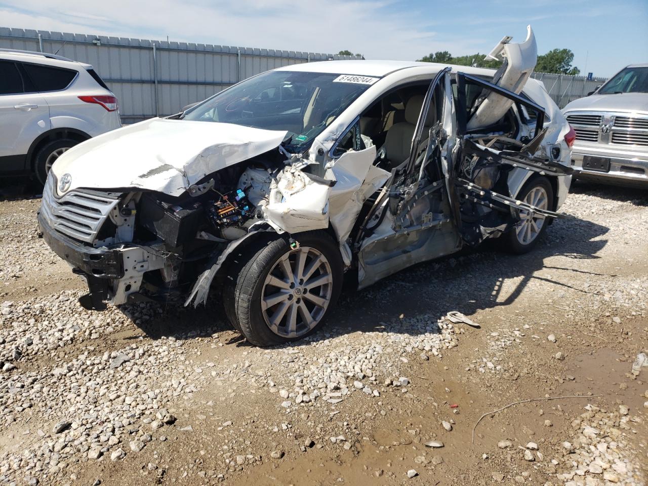 TOYOTA VENZA 2011