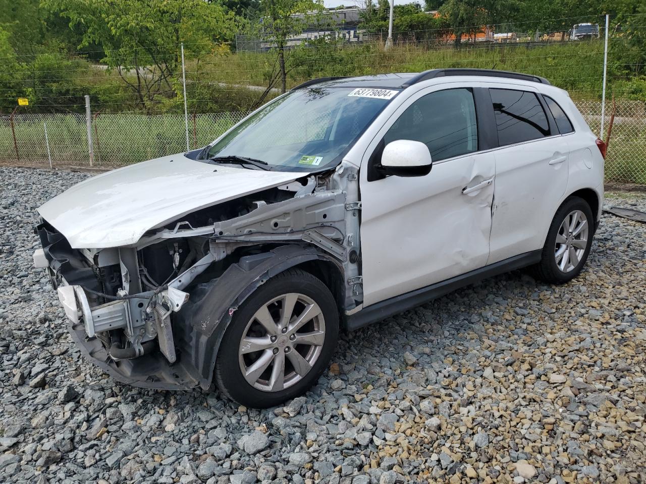 MITSUBISHI OUTLANDER 2015