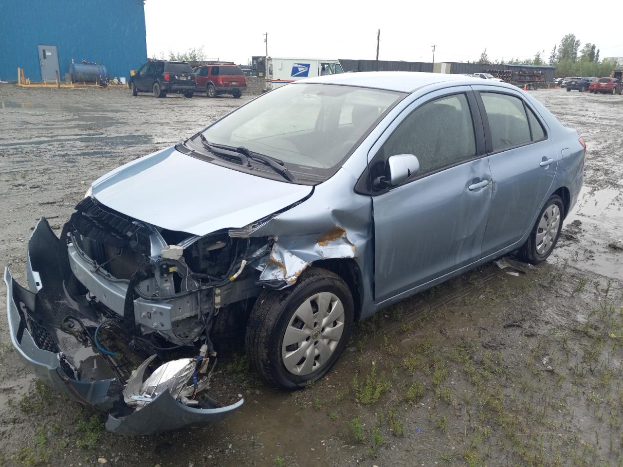 TOYOTA Yaris 2010