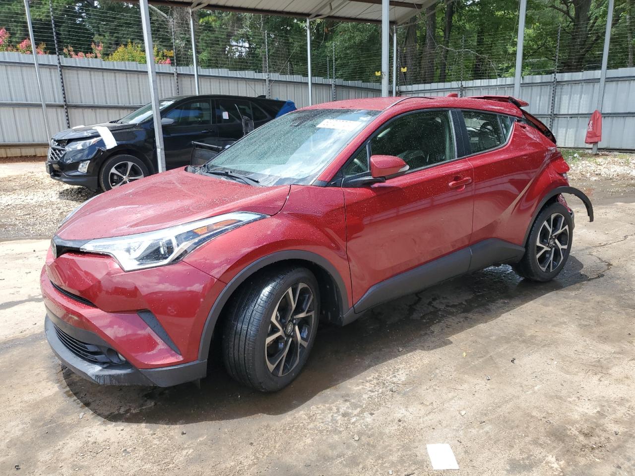 TOYOTA C-HR XLE 2019