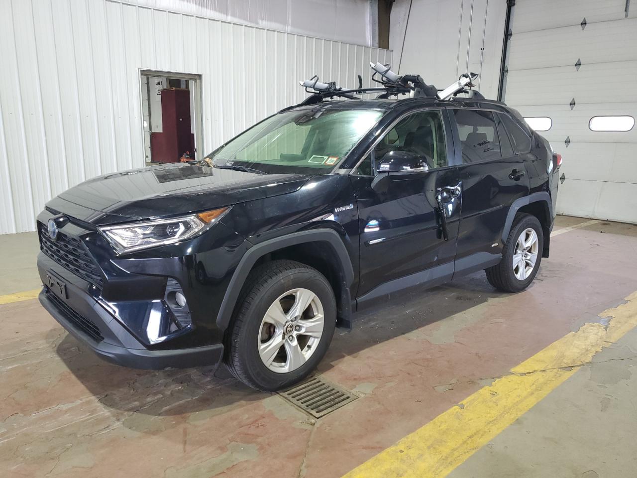 TOYOTA RAV4 XLE 2020