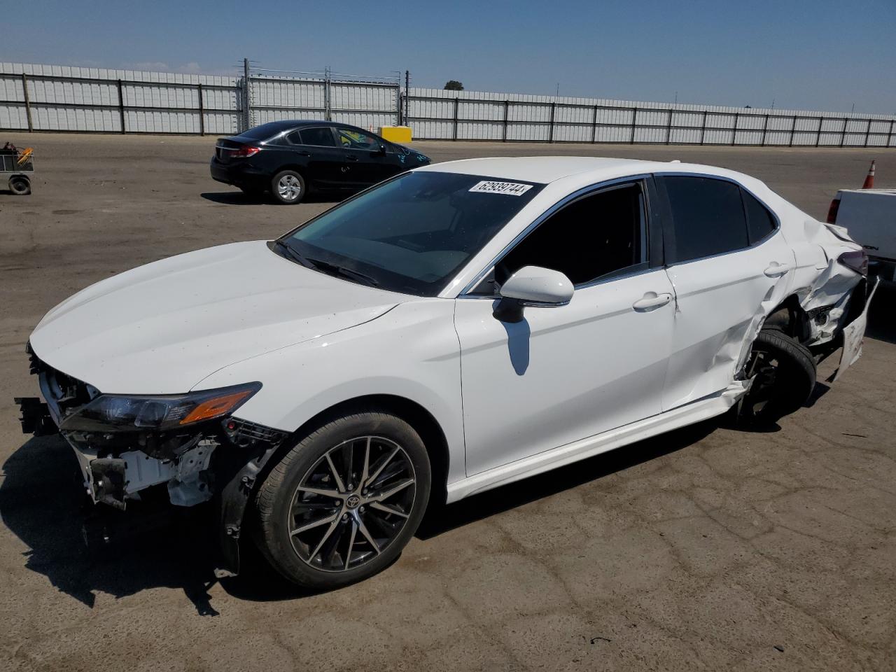 TOYOTA CAMRY SE N 2023