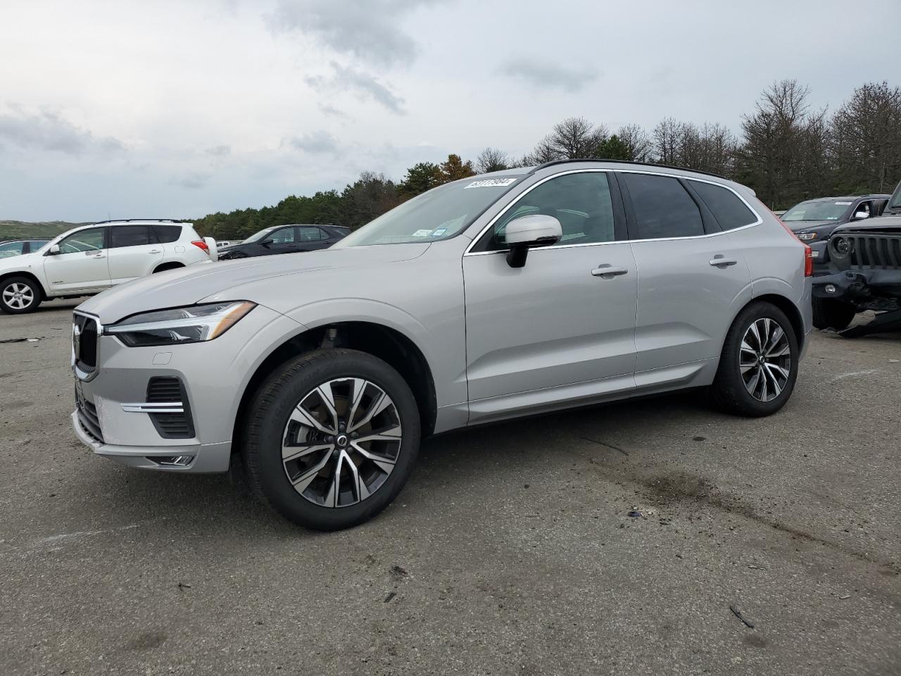 VOLVO XC60 2023