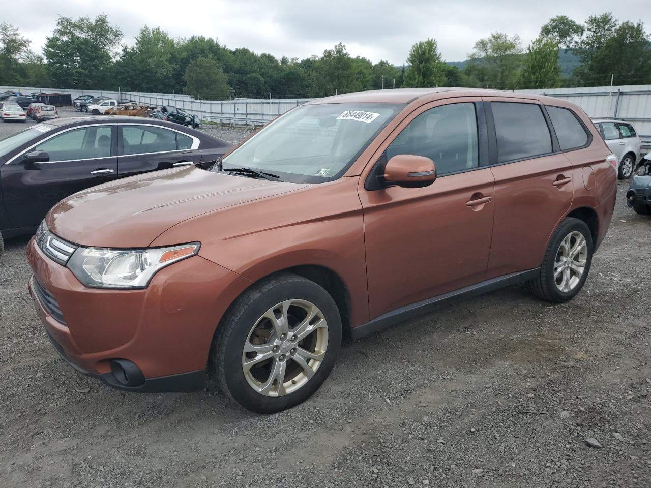 MITSUBISHI OUTLANDER 2014
