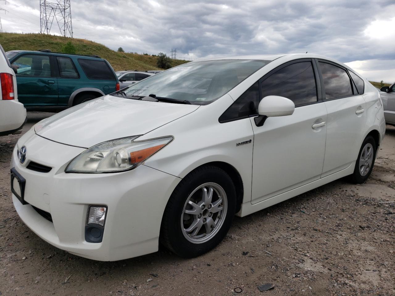 TOYOTA PRIUS 2011