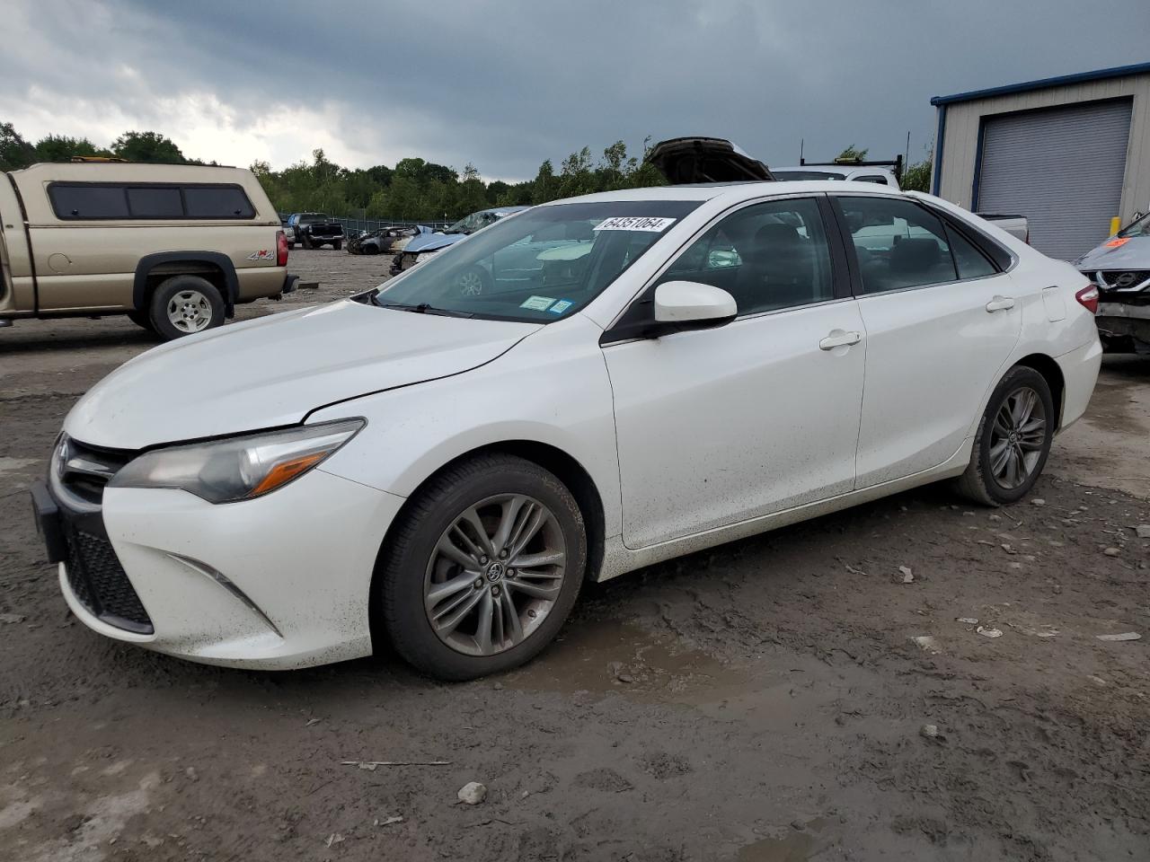 TOYOTA CAMRY LE 2016