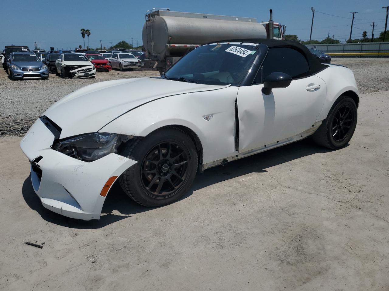 MAZDA MX-5 MIATA 2017