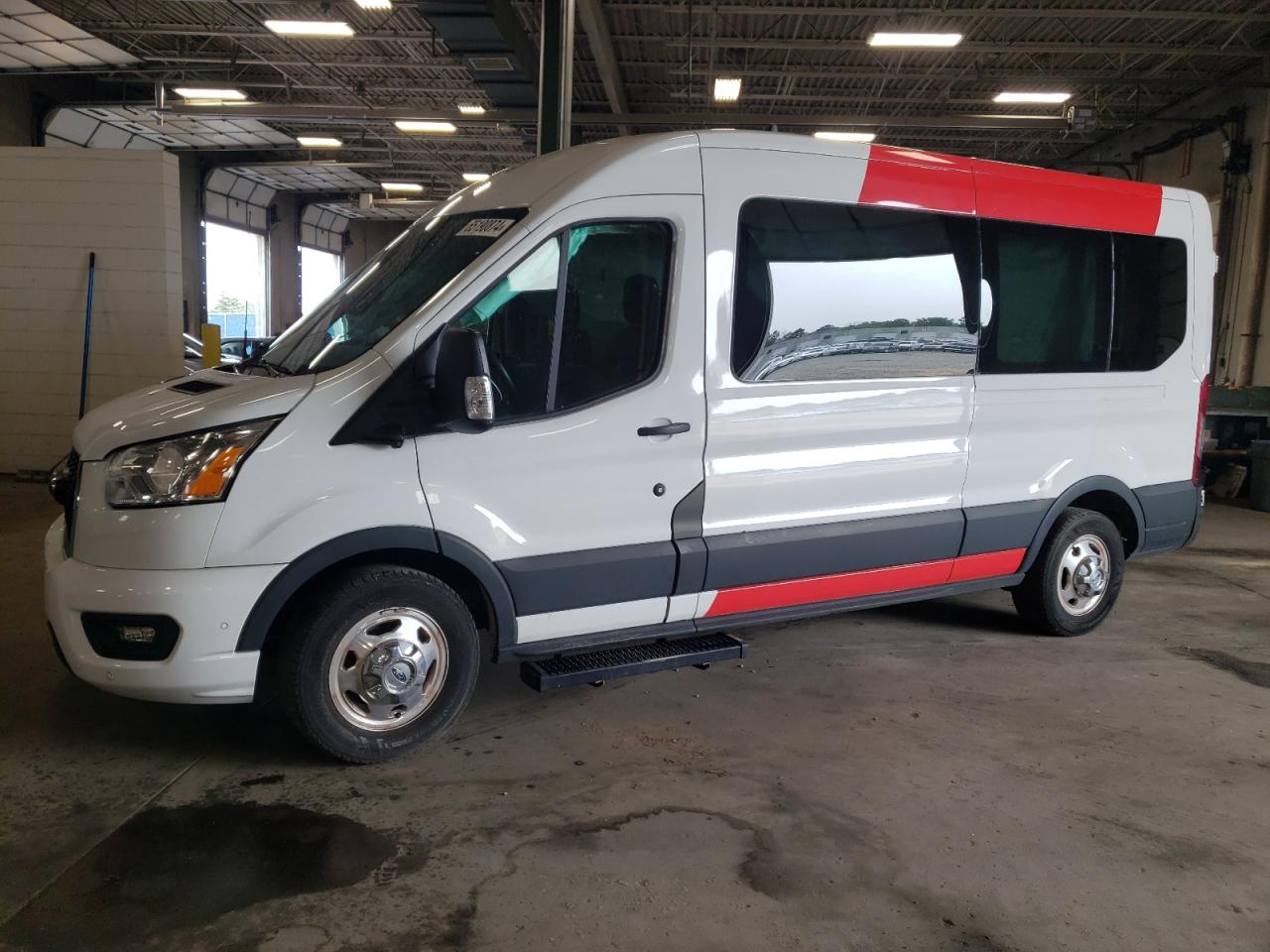 FORD TRANSIT T- 2022