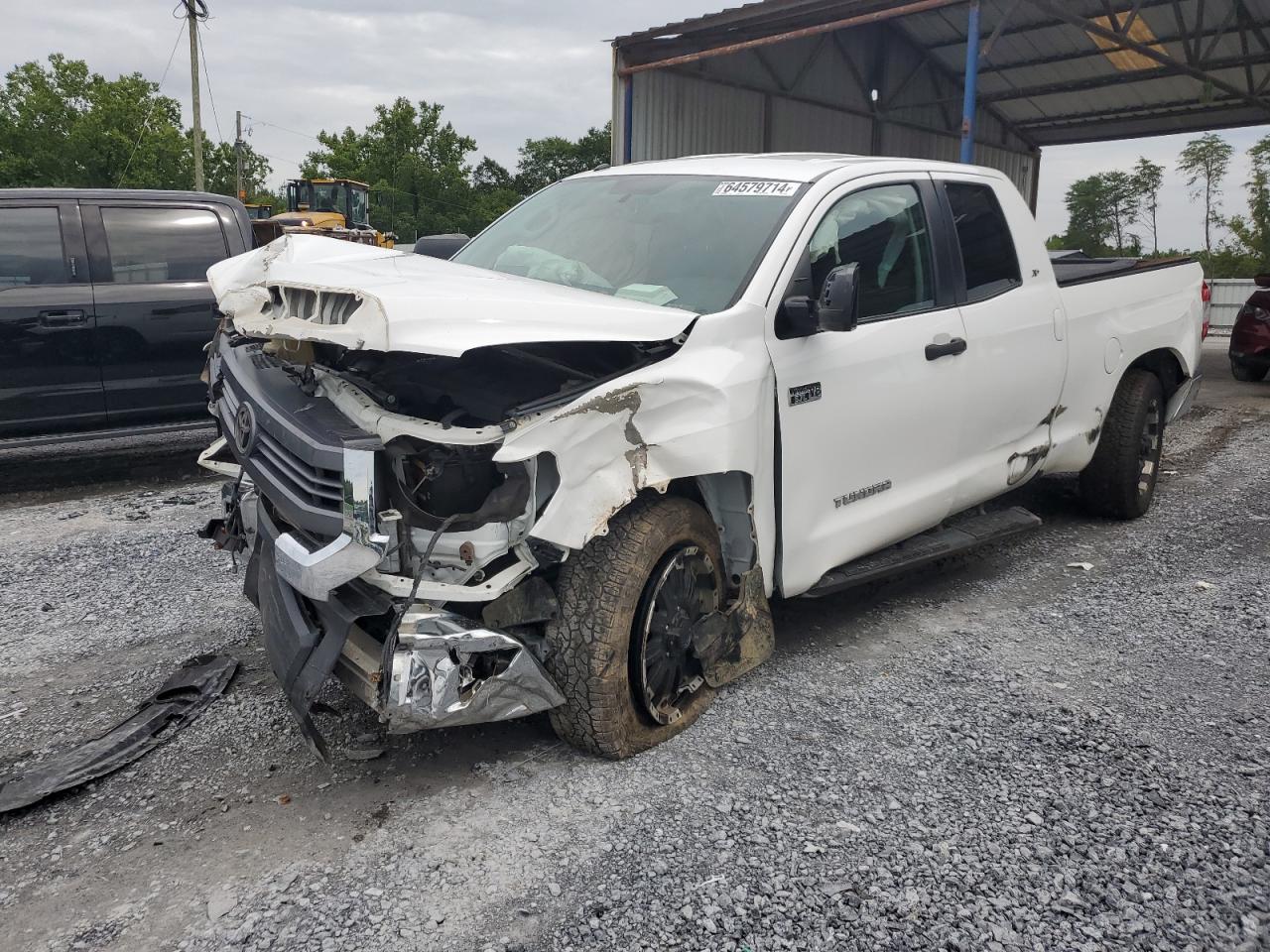 TOYOTA TUNDRA 2015