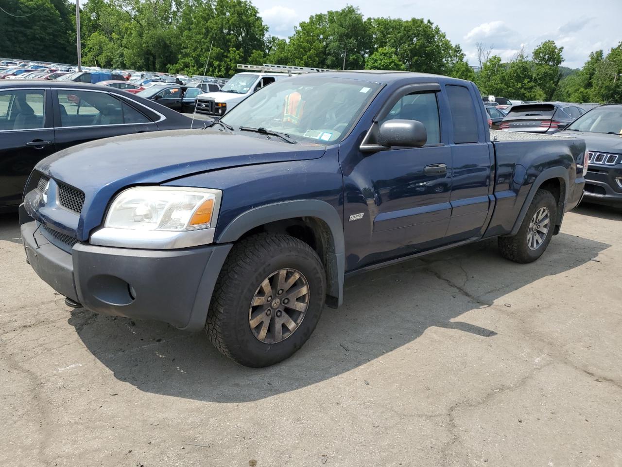 MITSUBISHI RAIDER DUR 2006