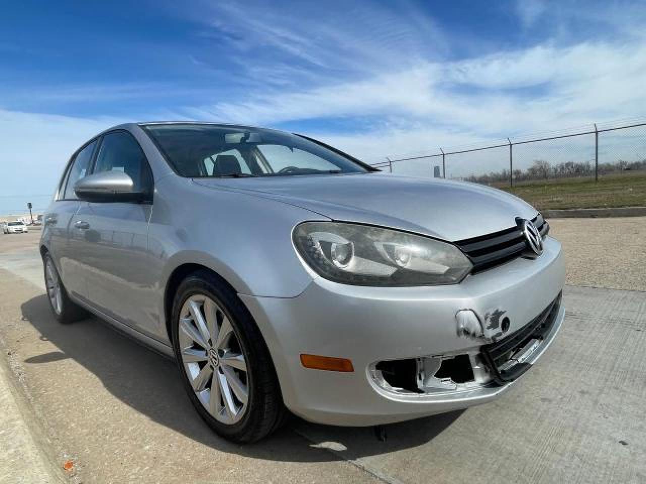 VOLKSWAGEN GOLF 2013