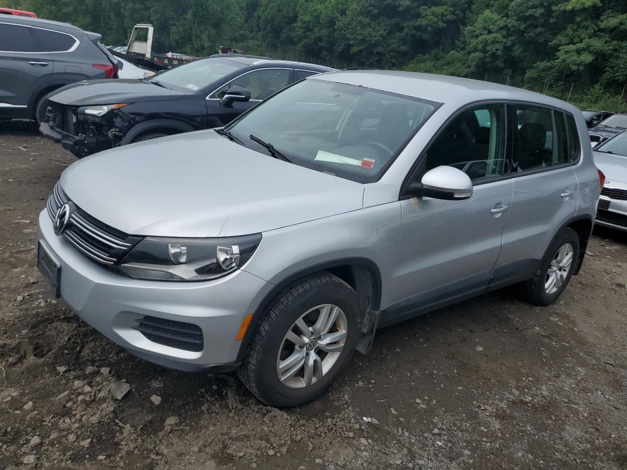 VOLKSWAGEN TIGUAN 2013