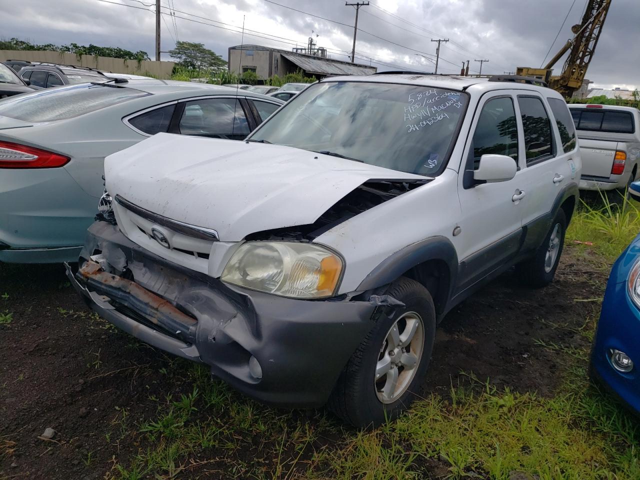 MAZDA TRIBUTE S 2005