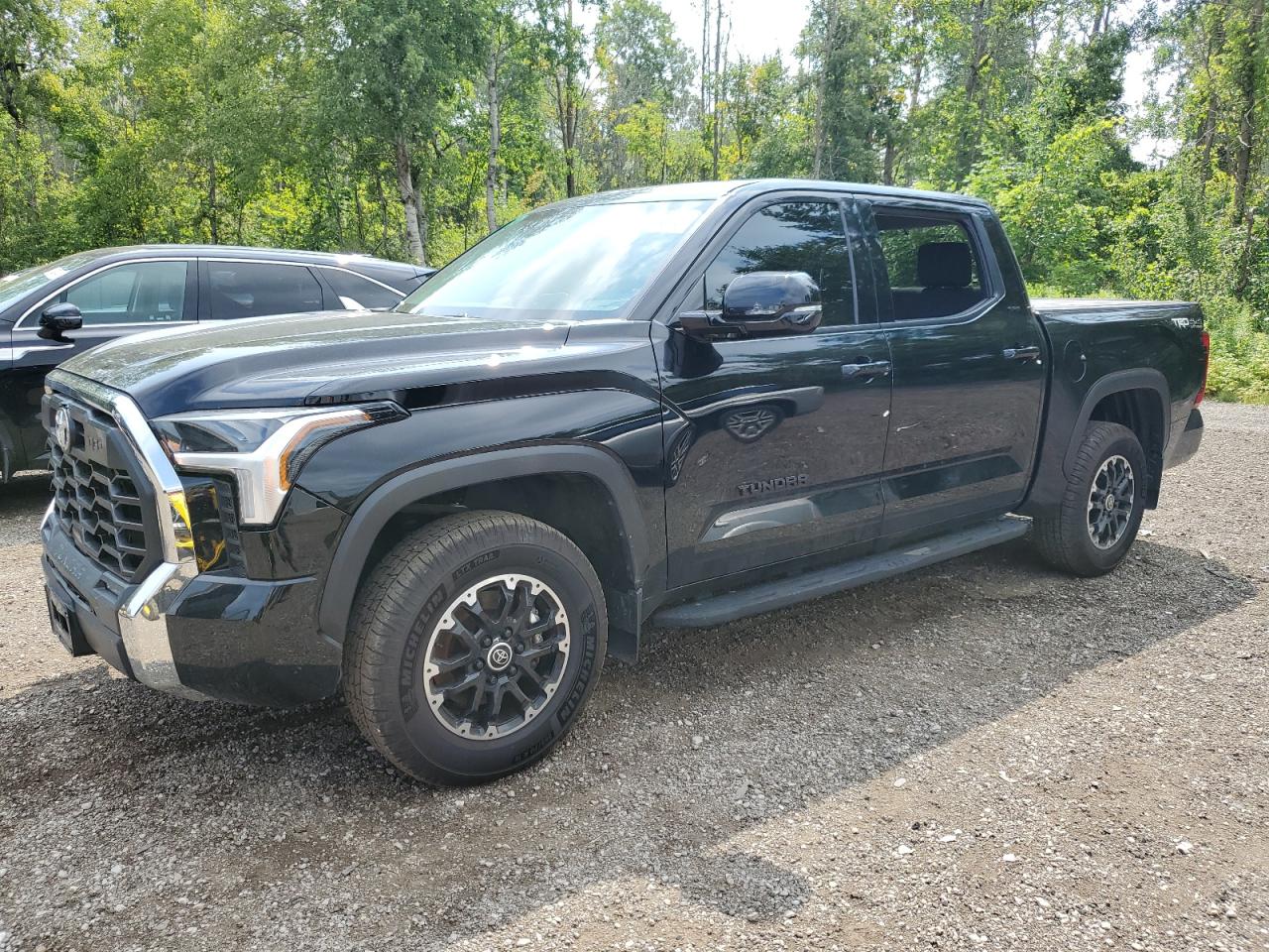 TOYOTA TUNDRA CRE 2022