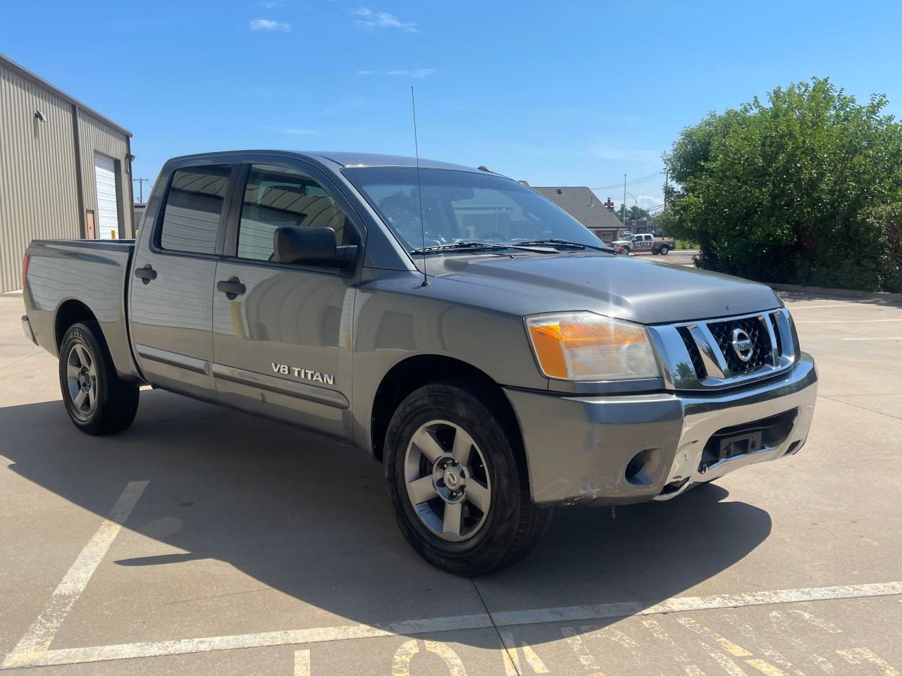 NISSAN TITAN 2013