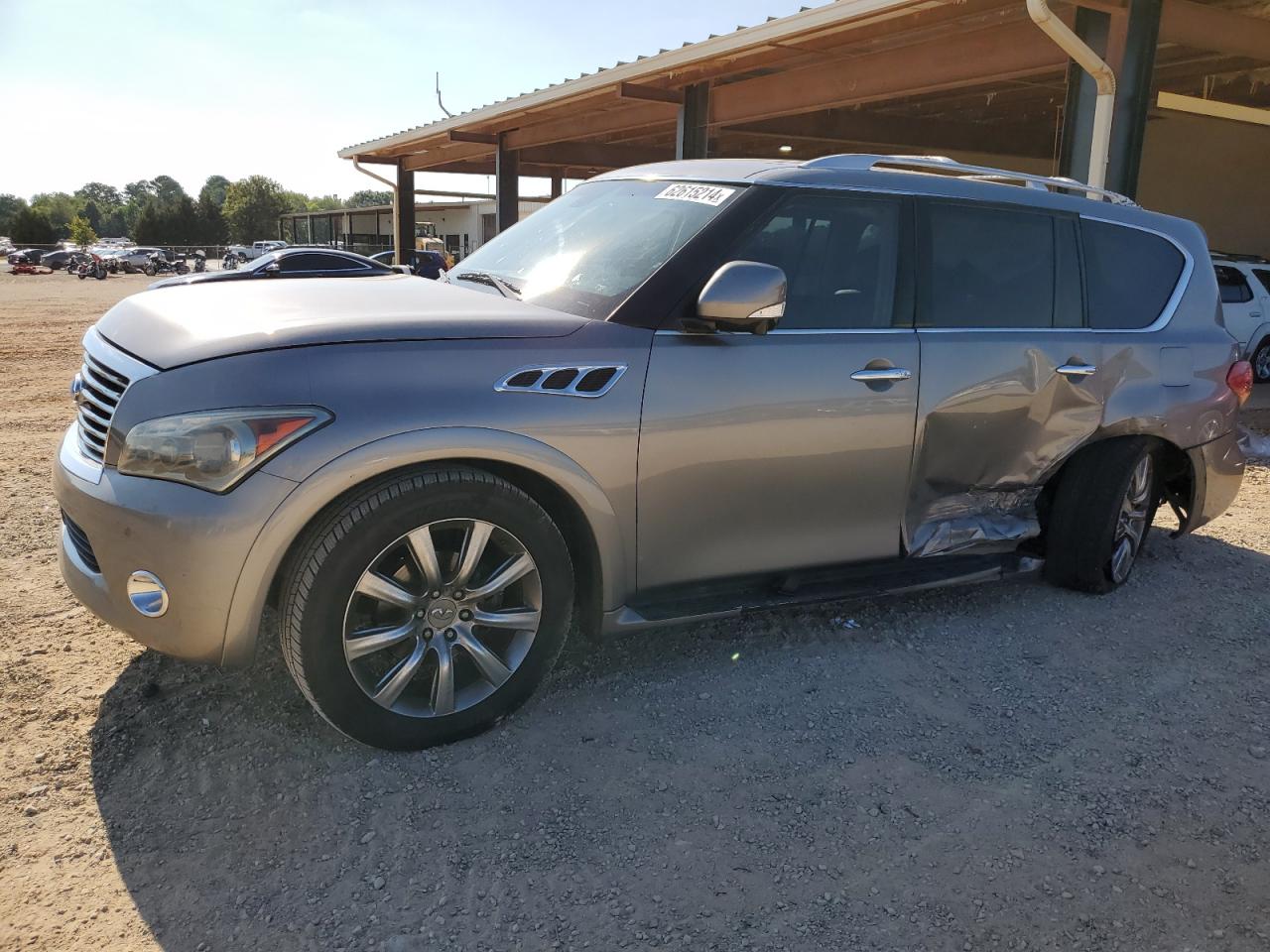 INFINITI QX56 2011