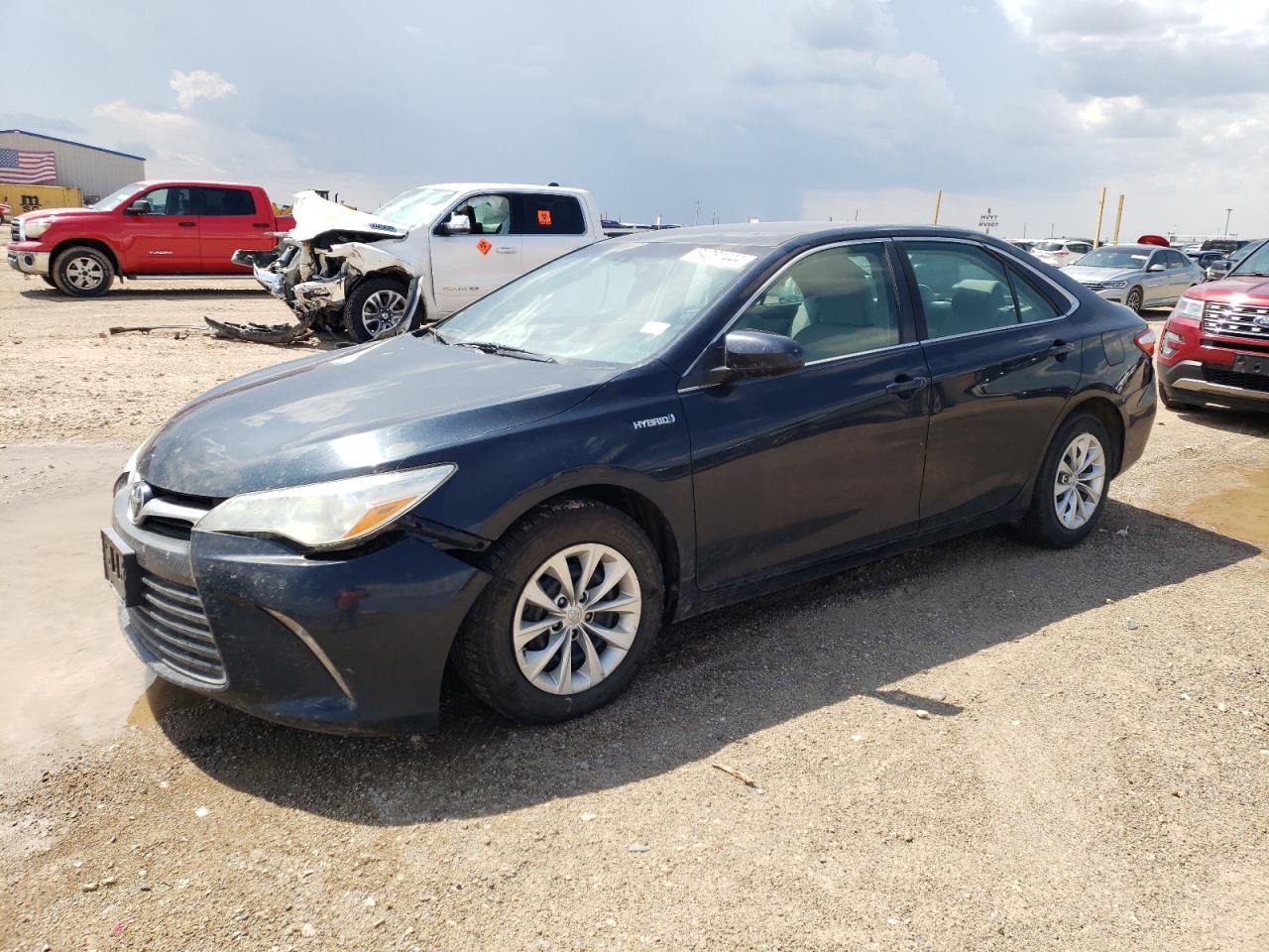 TOYOTA CAMRY HYBR 2015