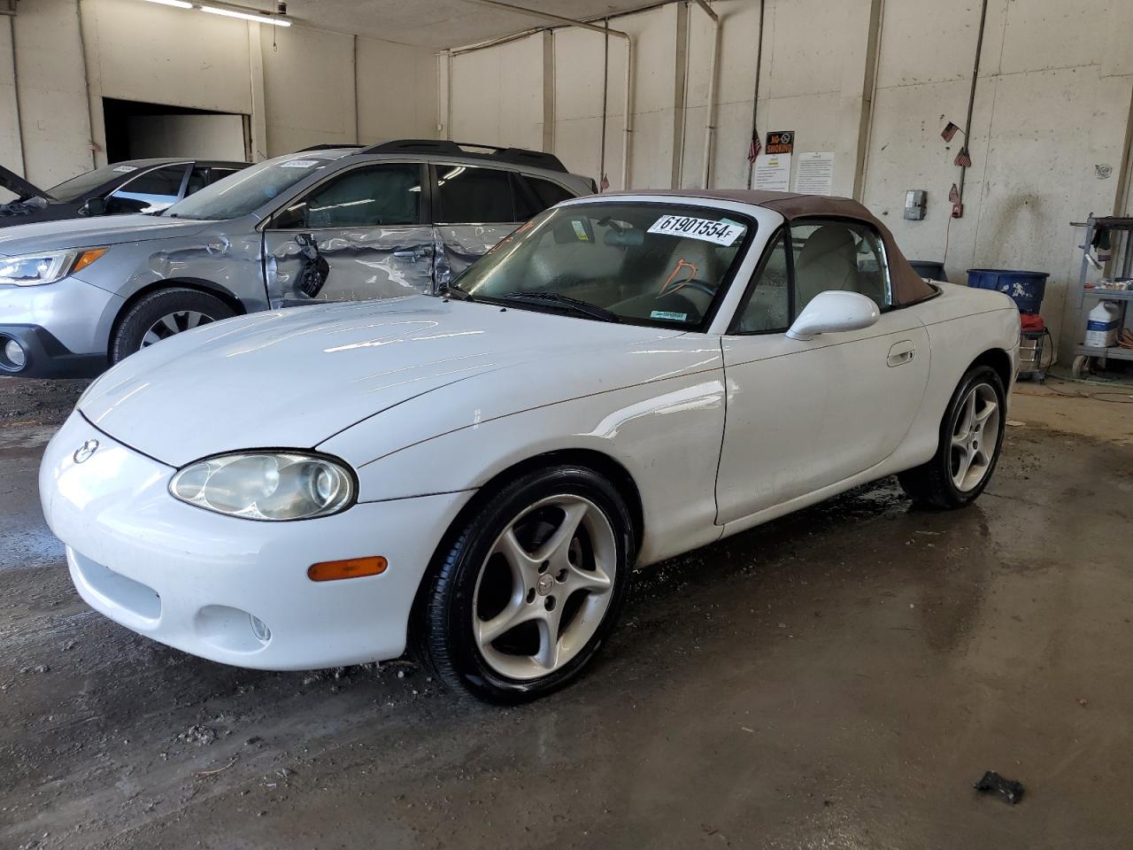 MAZDA MX-5 MIATA 2001
