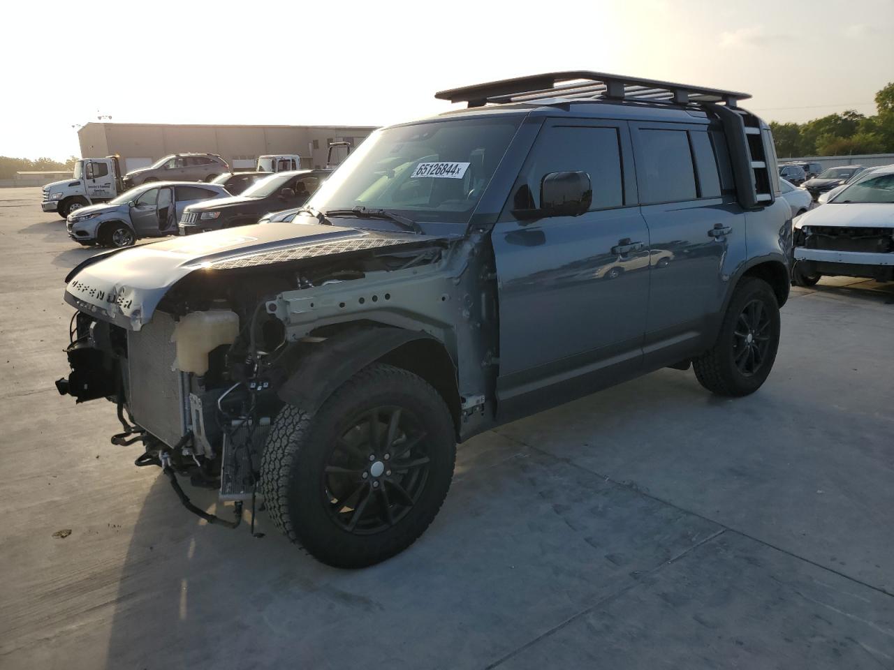 LAND ROVER Defender 1 2023