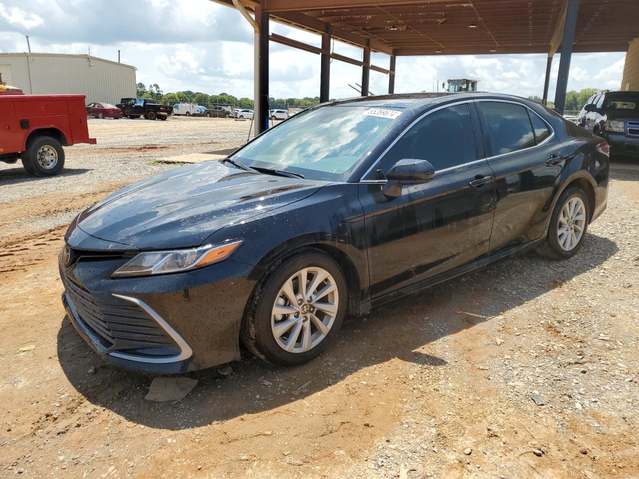 TOYOTA CAMRY LE 2024