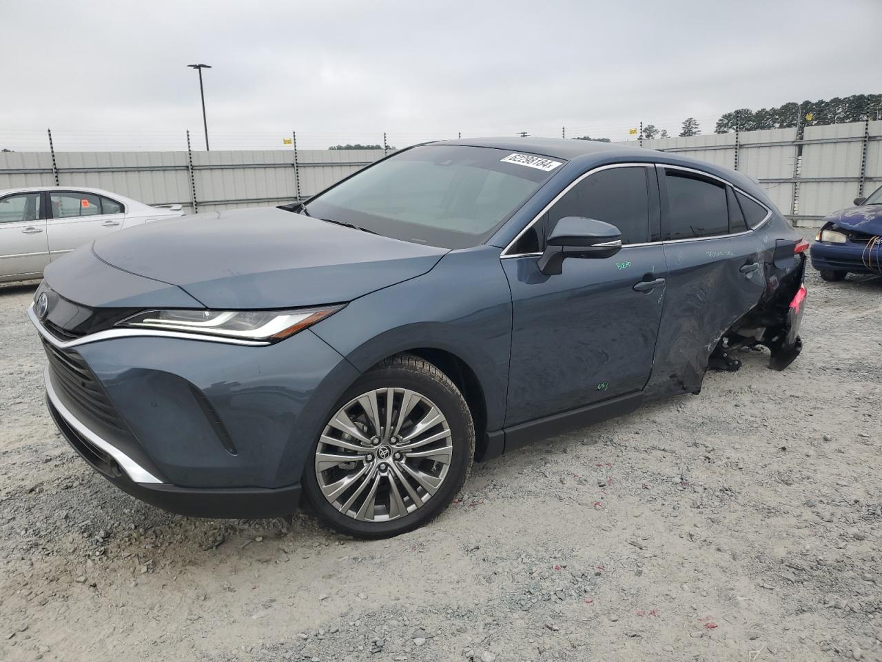 TOYOTA VENZA 2024