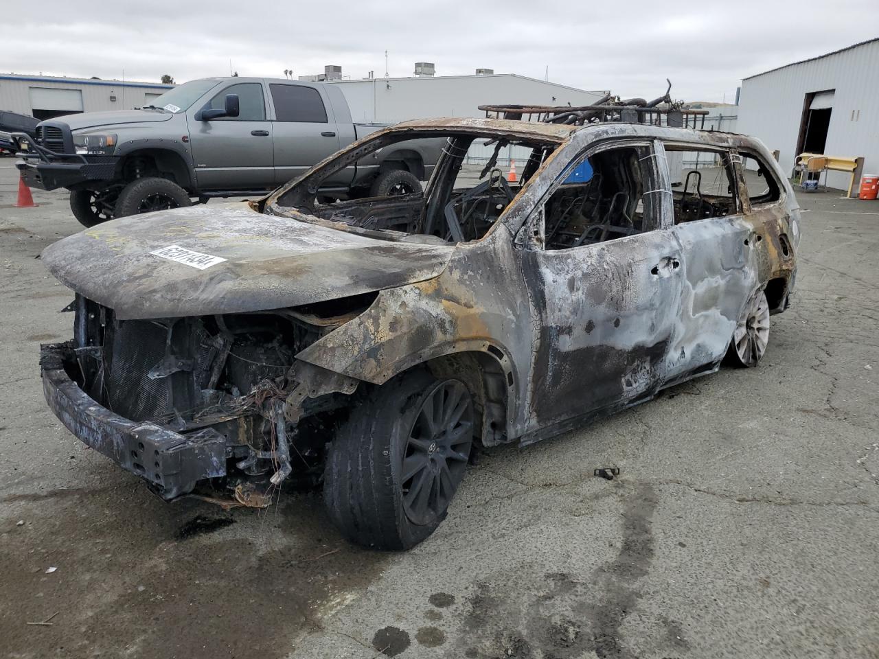 TOYOTA HIGHLANDER 2019