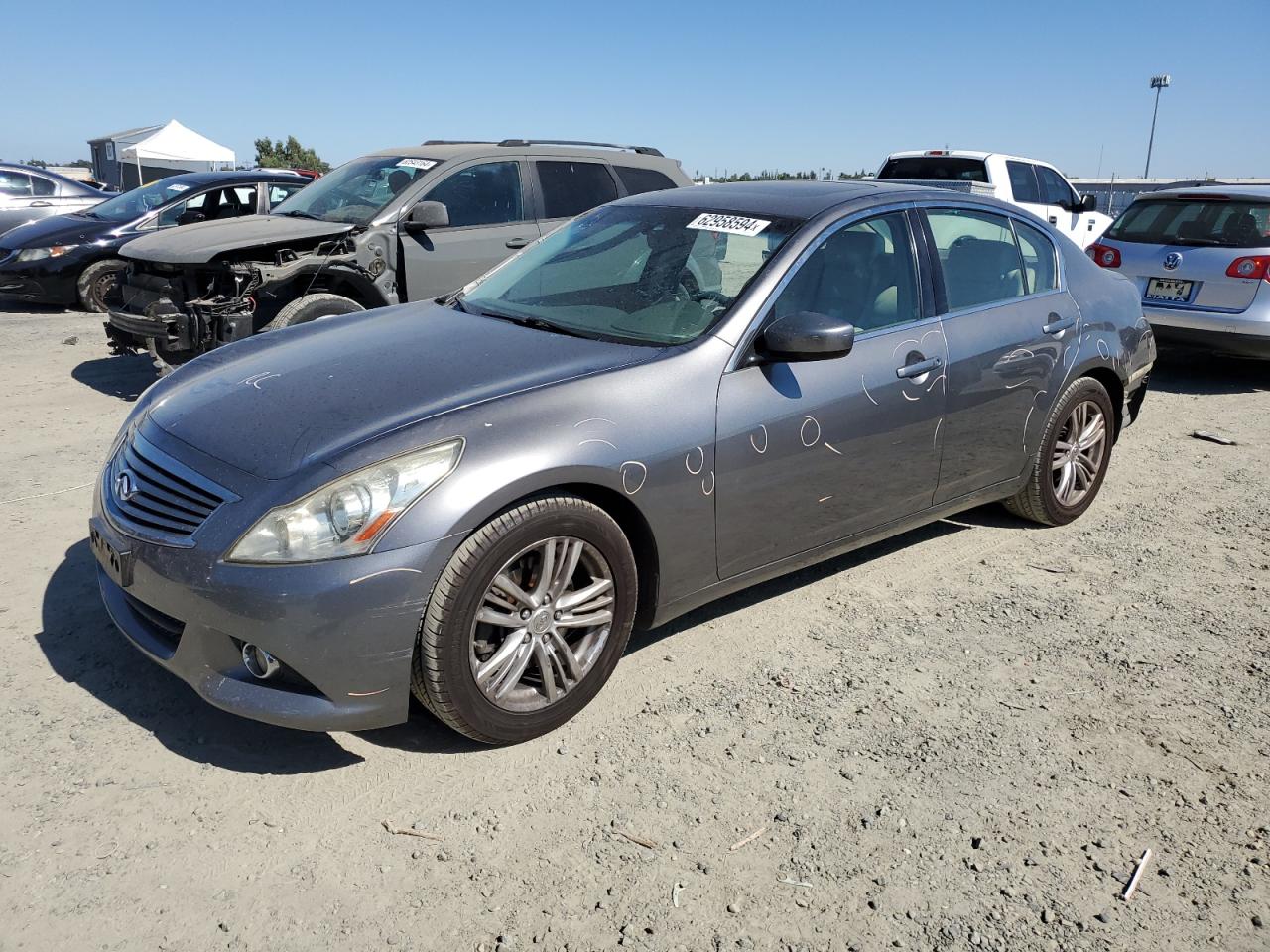 INFINITI G37 BASE 2012