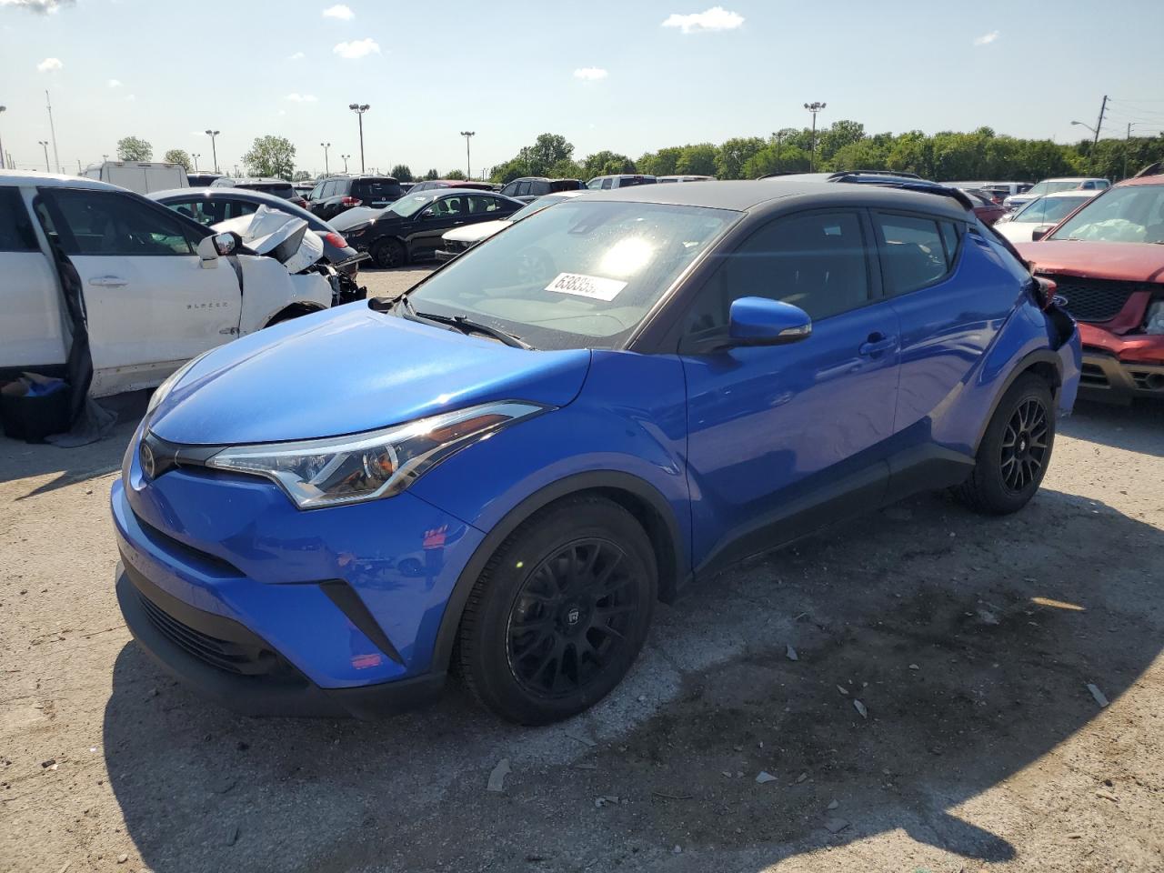 TOYOTA C-HR XLE 2019