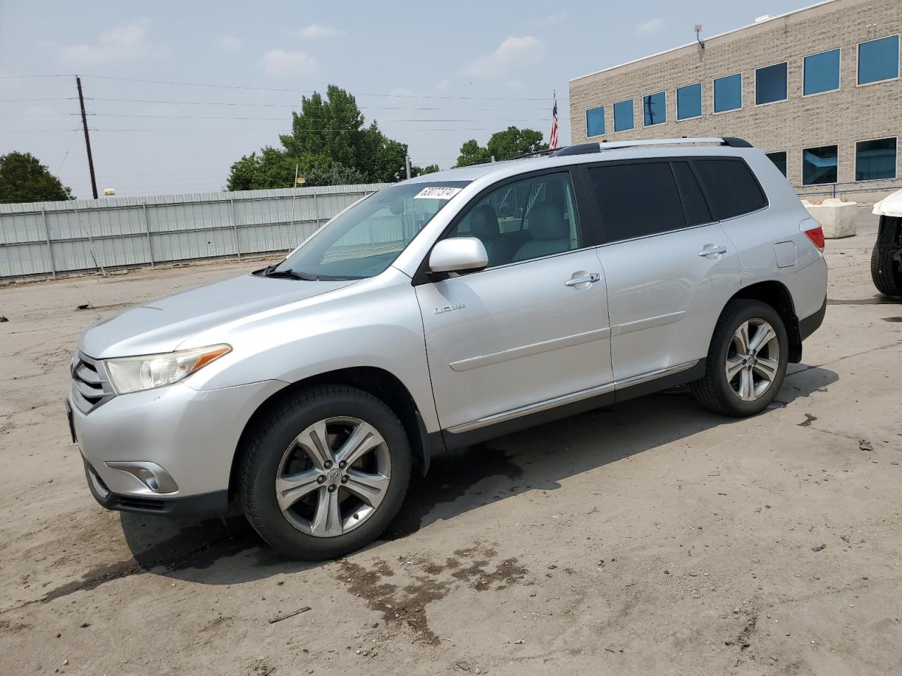 TOYOTA HIGHLANDER 2011