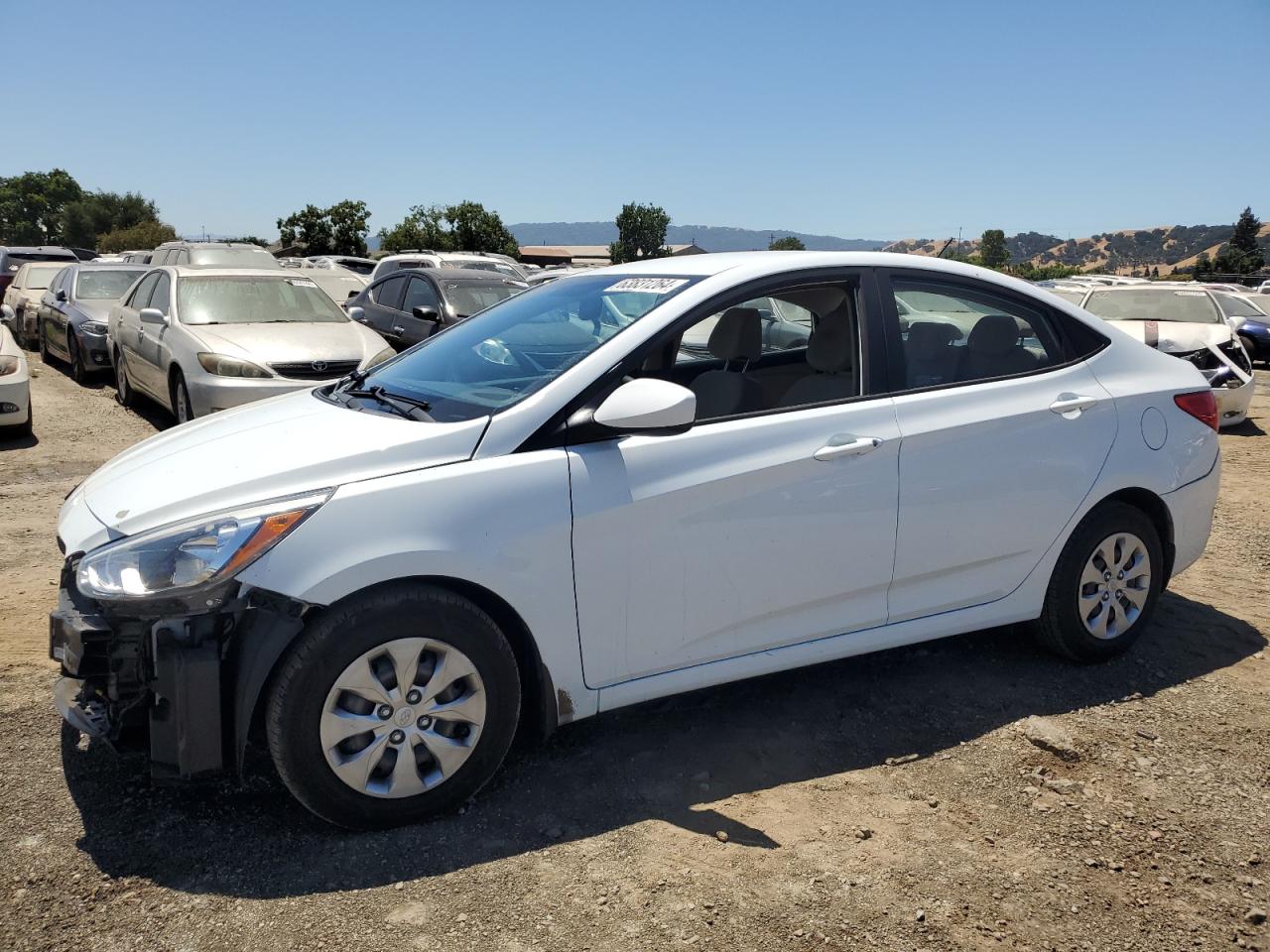 HYUNDAI ACCENT SE 2016